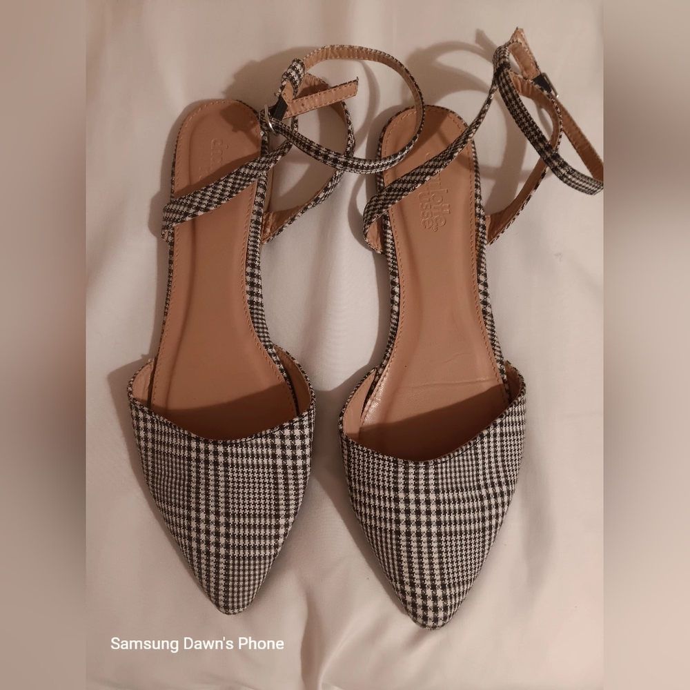 Womens flats
